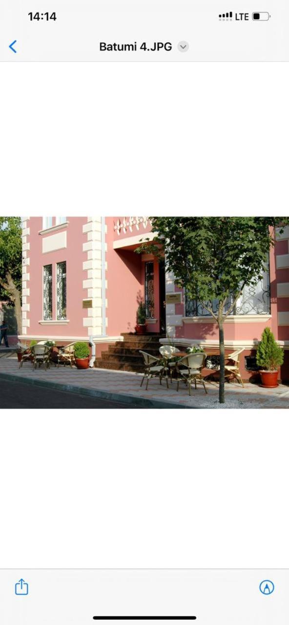 Rcheuli Hotel Batumi Bagian luar foto