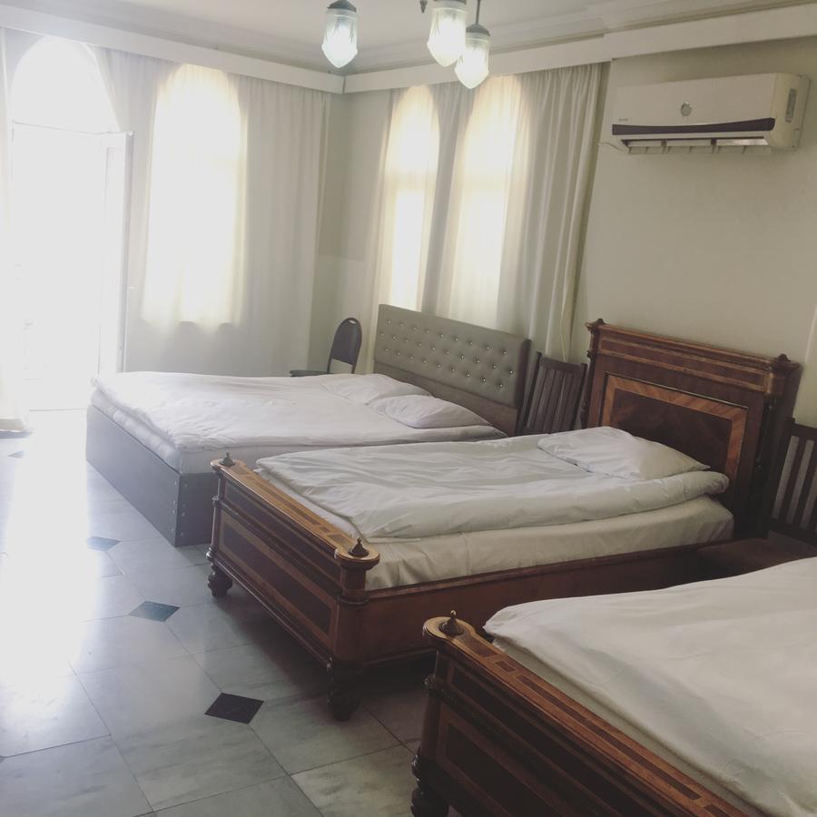 Rcheuli Hotel Batumi Bagian luar foto